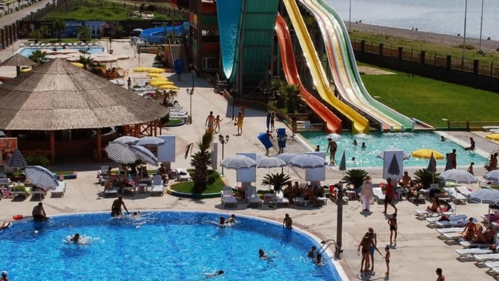 Bright And Airy Apartment Free Wi-Fi Open Space 3-Rooms 2-Balconies Batumi