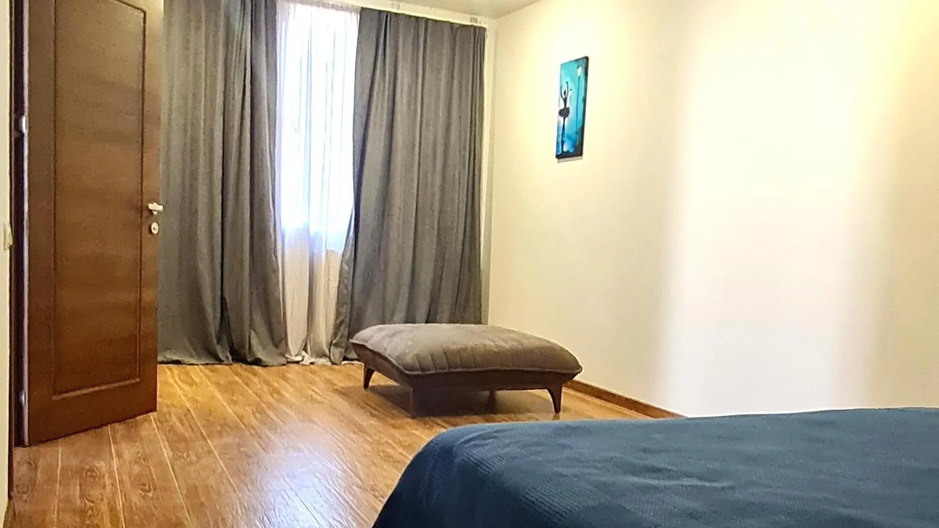 Bright And Airy Apartment Free Wi-Fi Open Space 3-Rooms 2-Balconies Batumi Georgia
